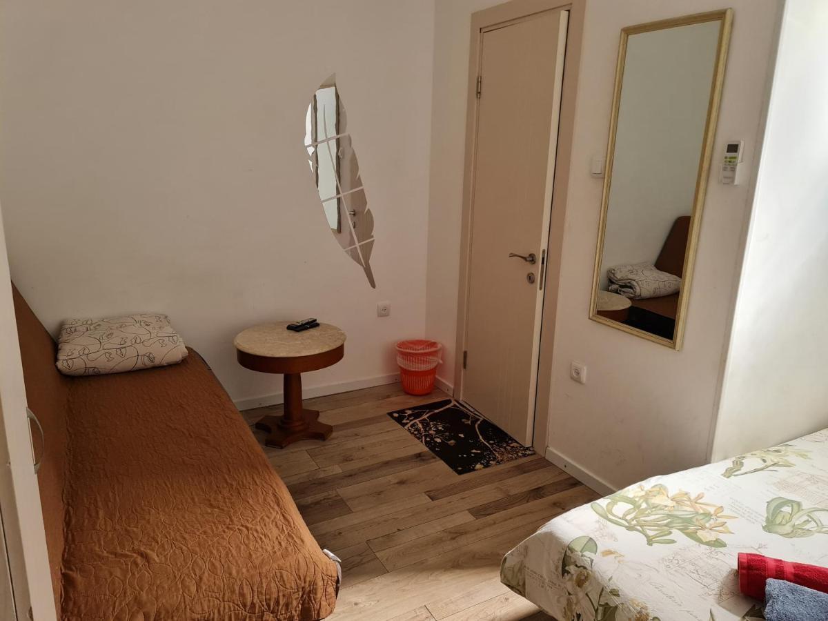 Hostel In Ейлат Екстериор снимка