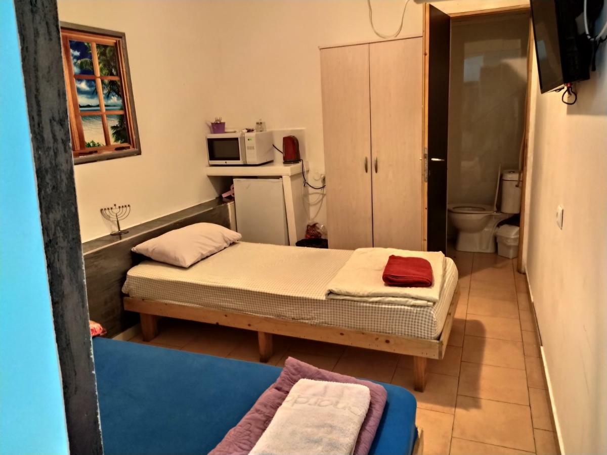 Hostel In Ейлат Екстериор снимка