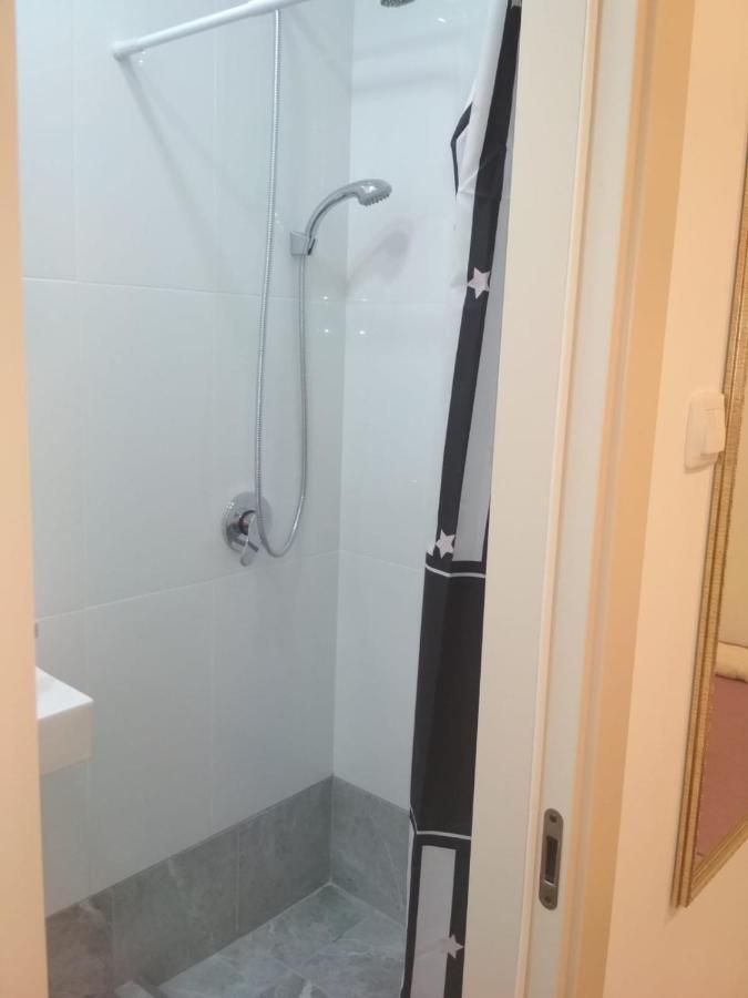 Hostel In Ейлат Екстериор снимка